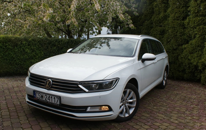 Volkswagen Passat cena 41900 przebieg: 279000, rok produkcji 2015 z Brańsk małe 742